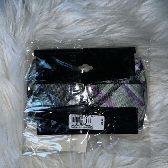 Express bow tie - Picture 2 of 2